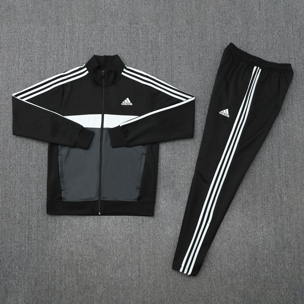 SURVETEMENT ADIDAS