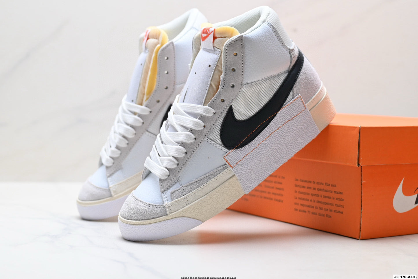 NIKE BLAZER
