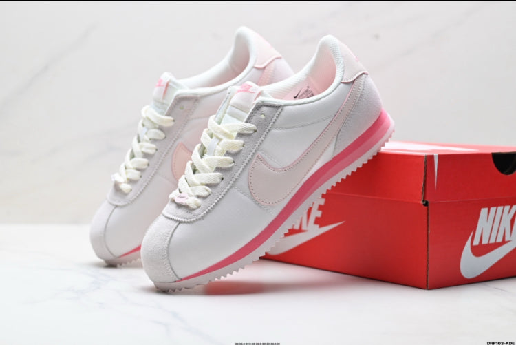 NIKE CORTEZ