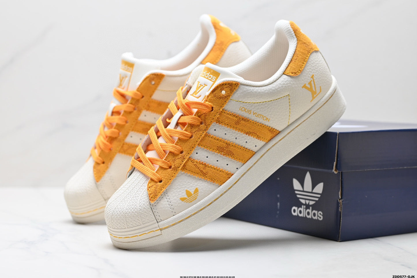 SUPERSTAR ADIDAS