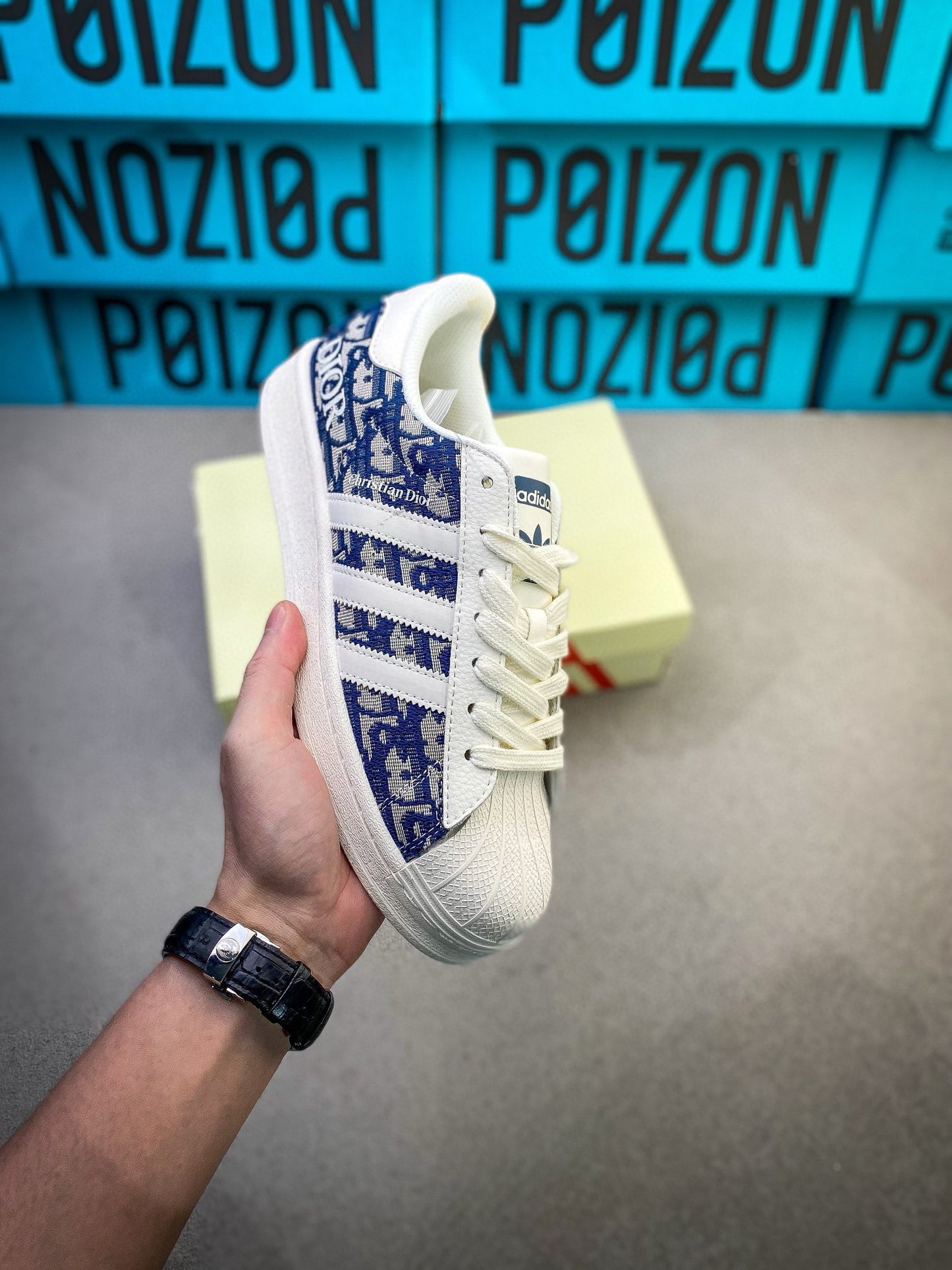 SUPERSTAR ADIDAS