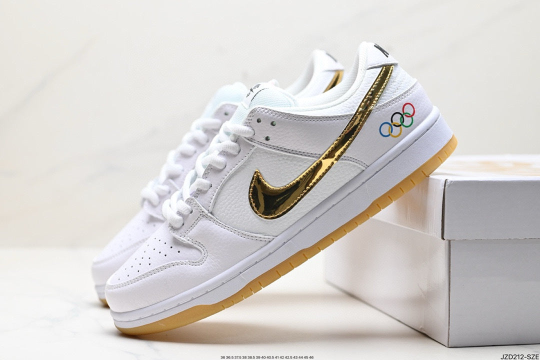 NIKE DUNK