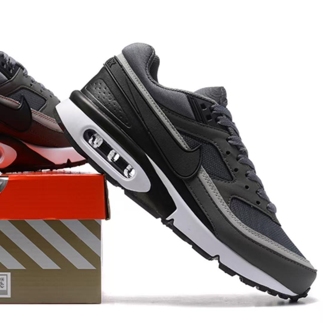 NIKE AIR CLASSIC
