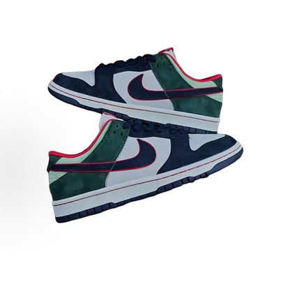 NIKE DUNK