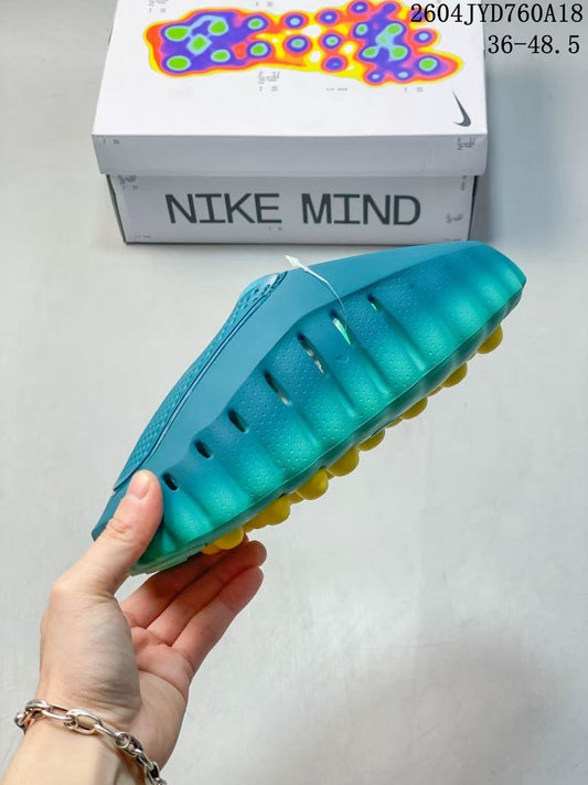 NIKE MIND 001