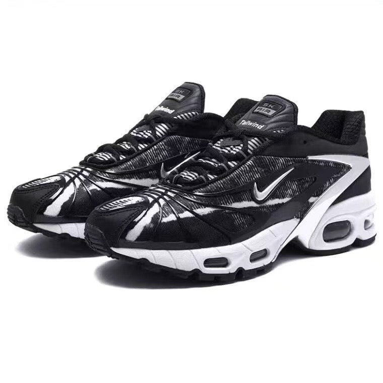 NIKE TAILWIND