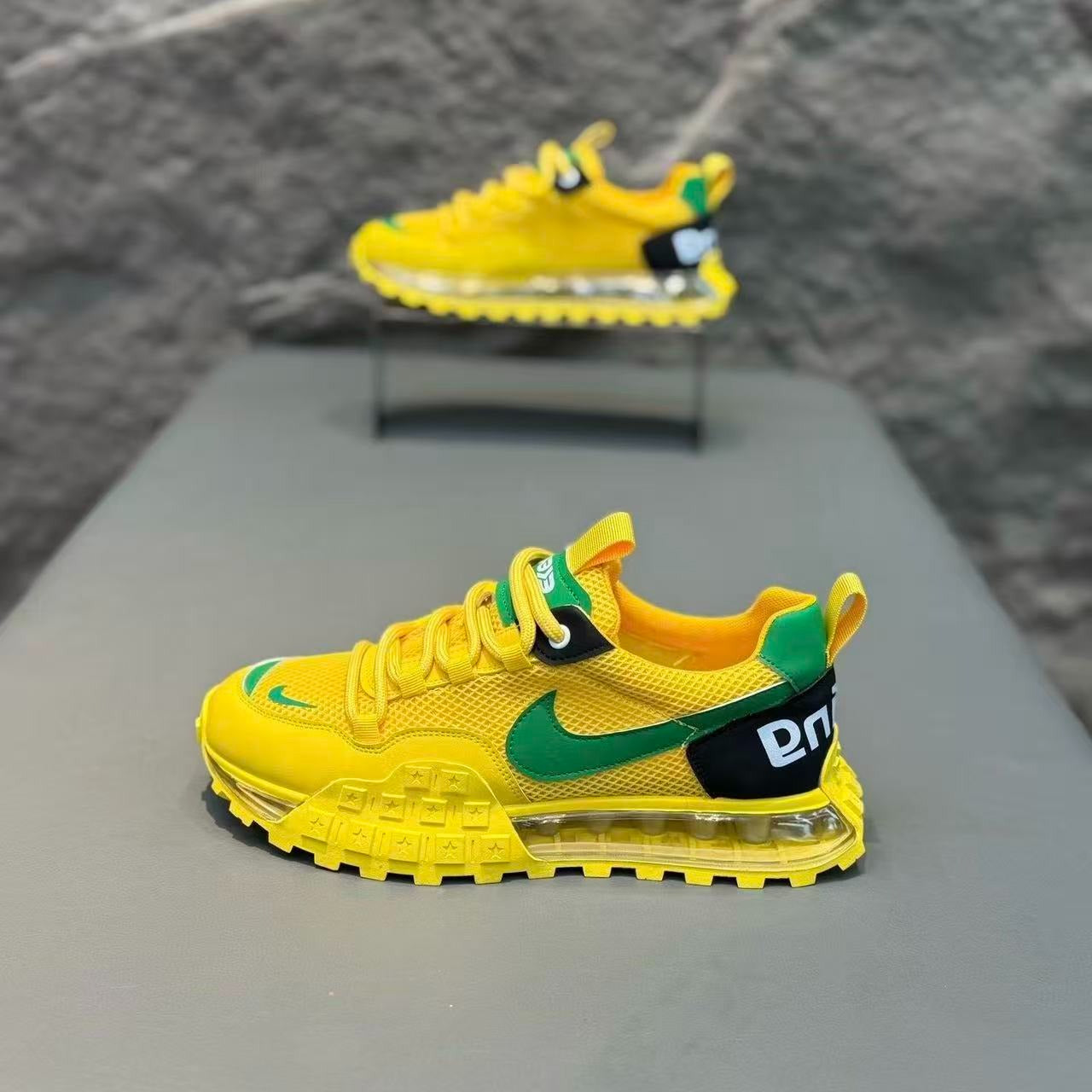 NIKE ZAPATOS