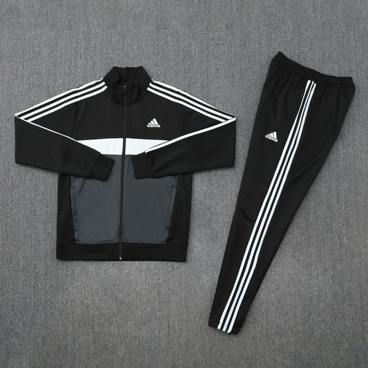 SURVETEMENT ADIDAS