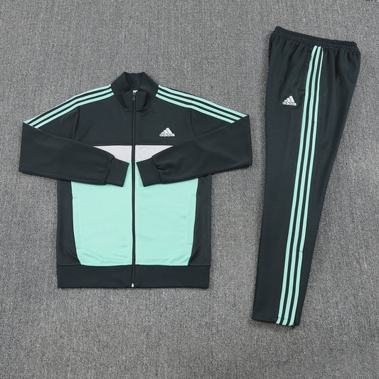 SURVETEMENT ADIDAS