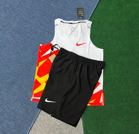 ENSEMBLE SHORT DEBARDEUR NIKE