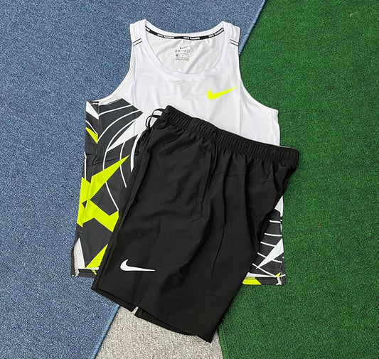 ENSEMBLE SHORT DEBARDEUR NIKE