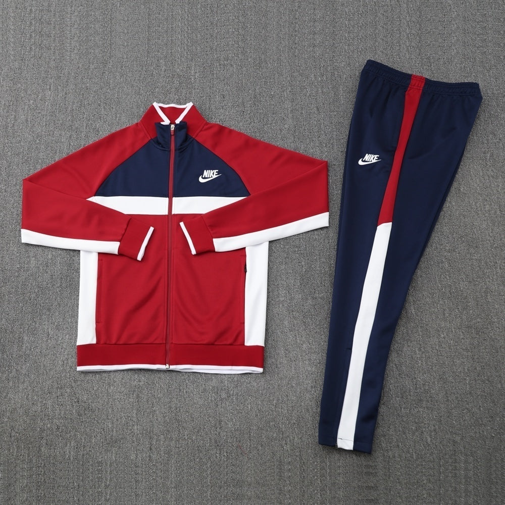 SURVETEMENT NIKE
