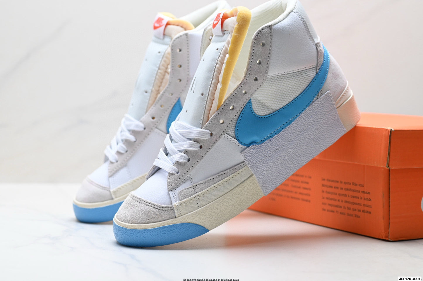NIKE BLAZER