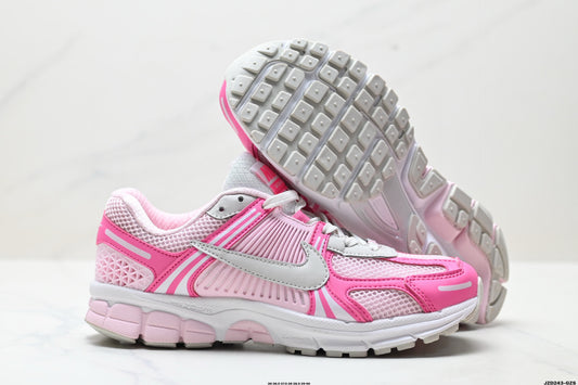 NIKE VOMERO P6000