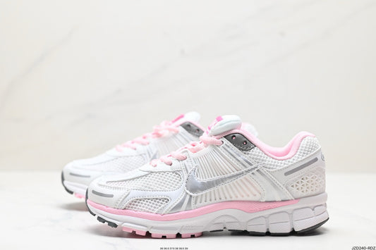 NIKE VOMERO P6000