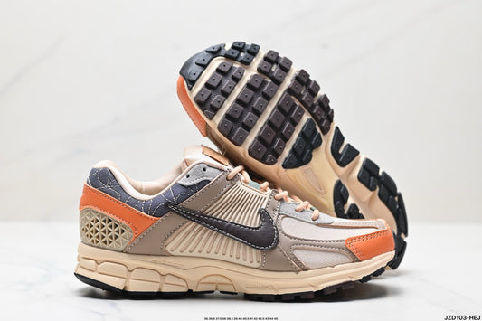 NIKE VOMERO P6000