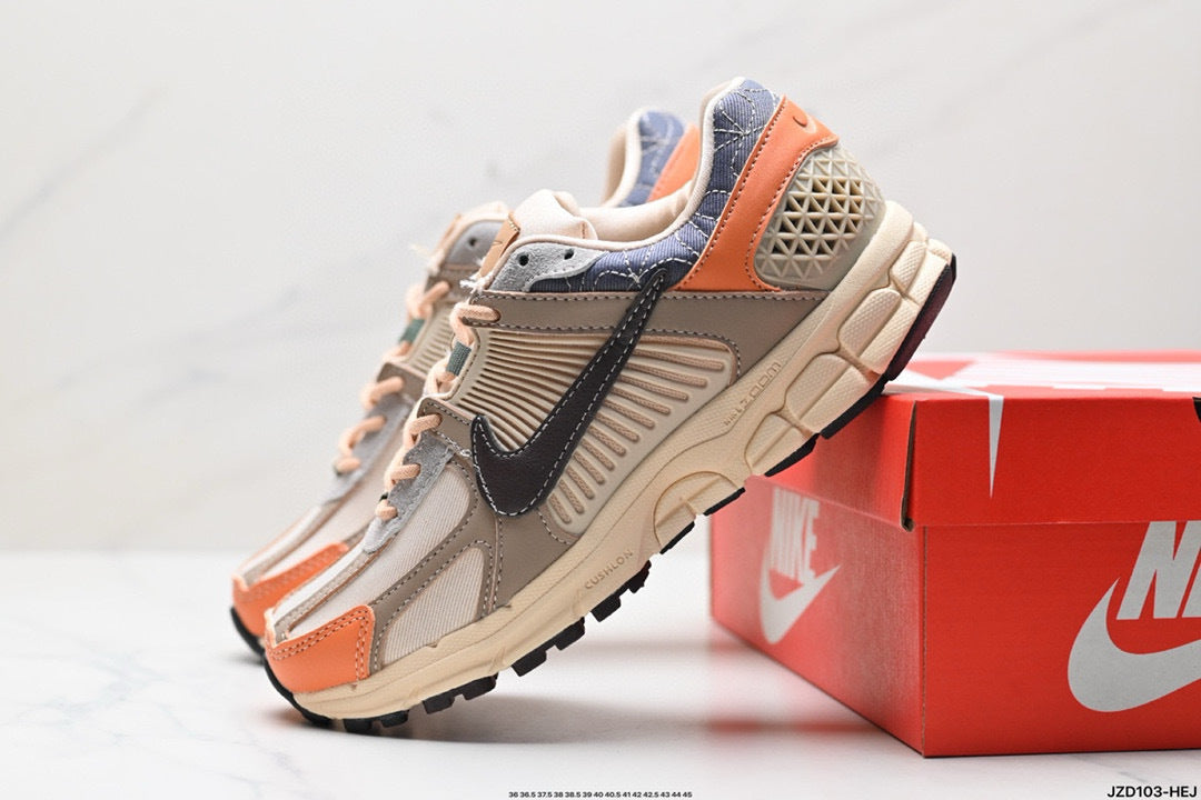 NIKE VOMERO P6000