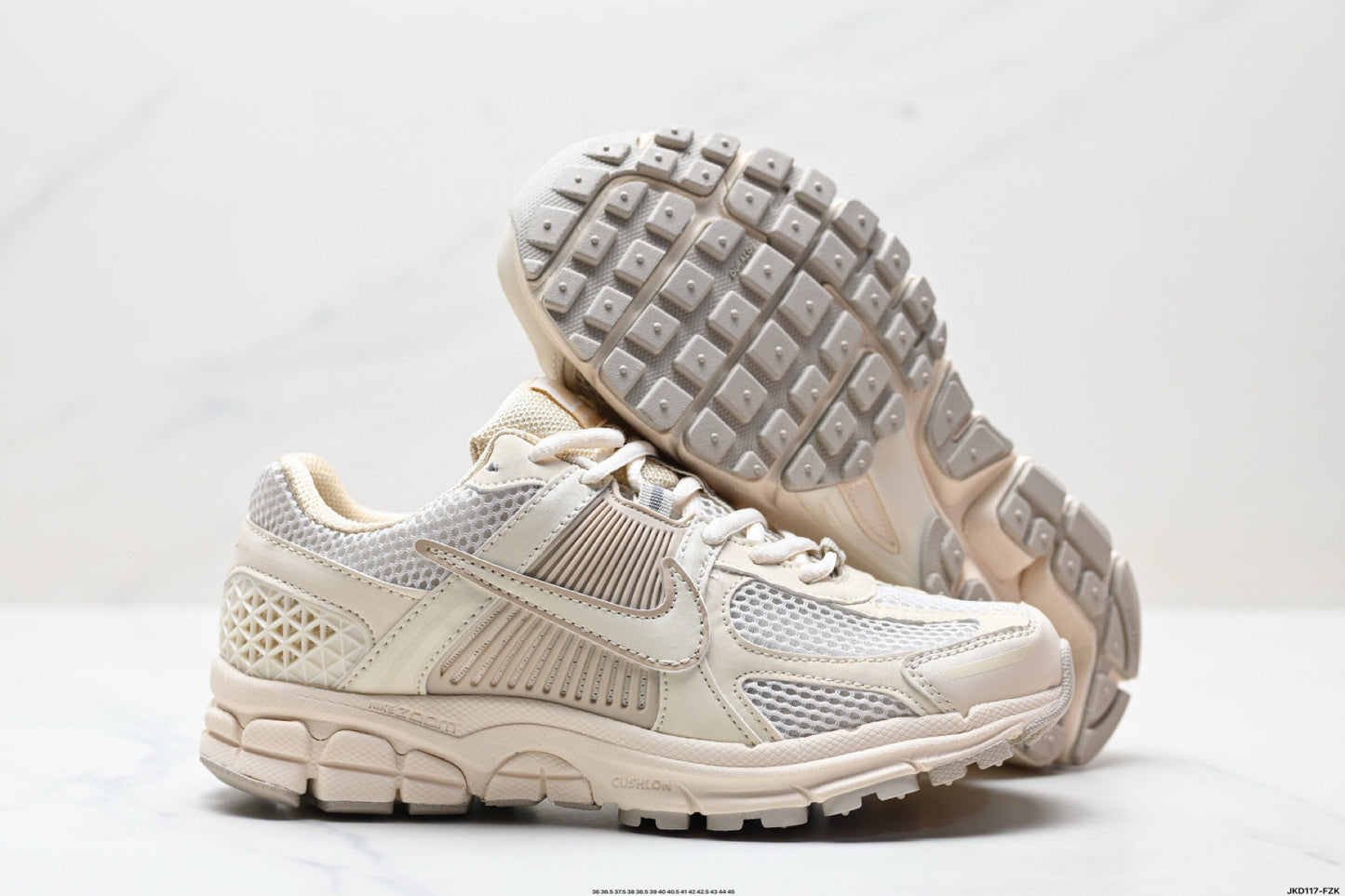 NIKE VOMERO P6000