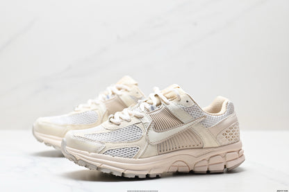 NIKE VOMERO P6000