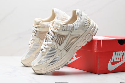 NIKE VOMERO P6000