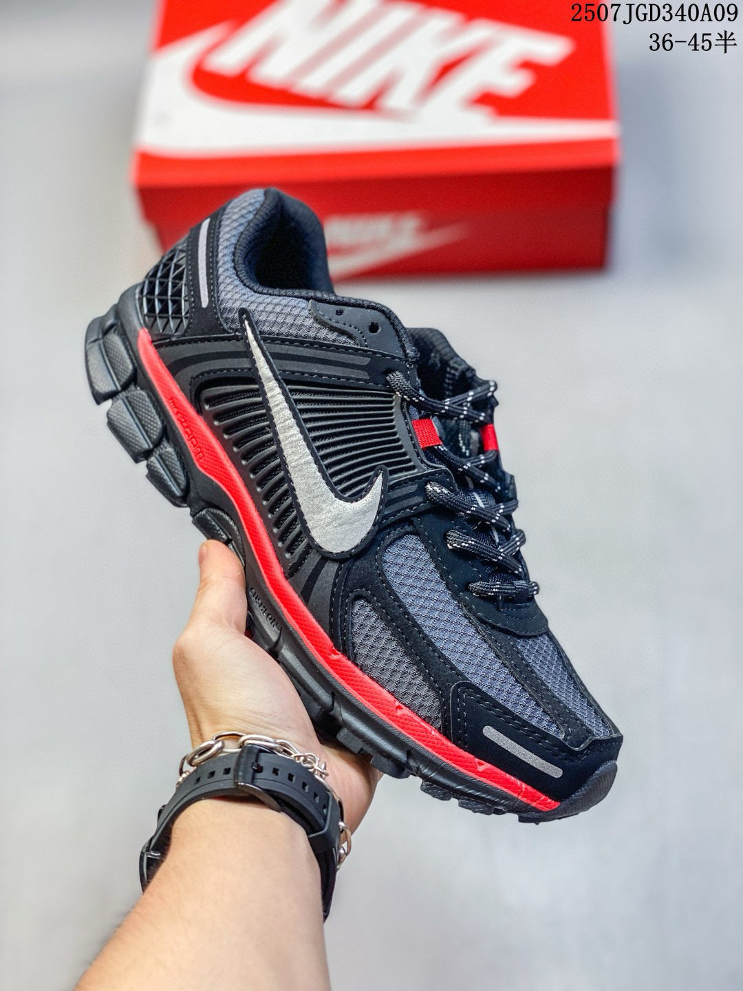 NIKE VOMERO P6000