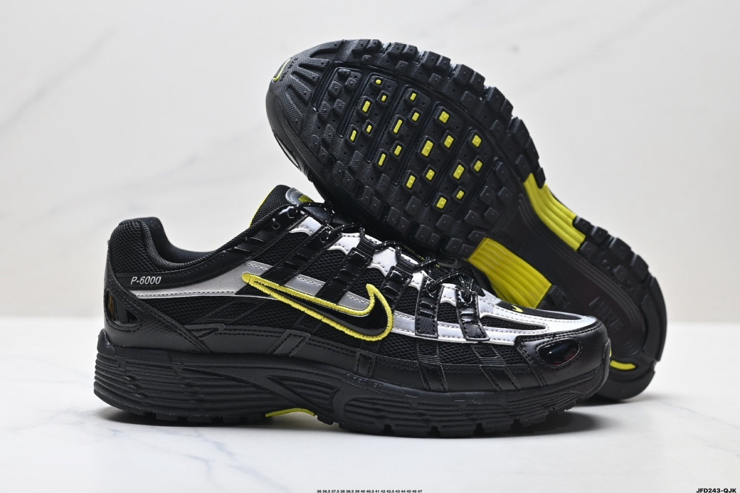 NIKE VOMERO P6000