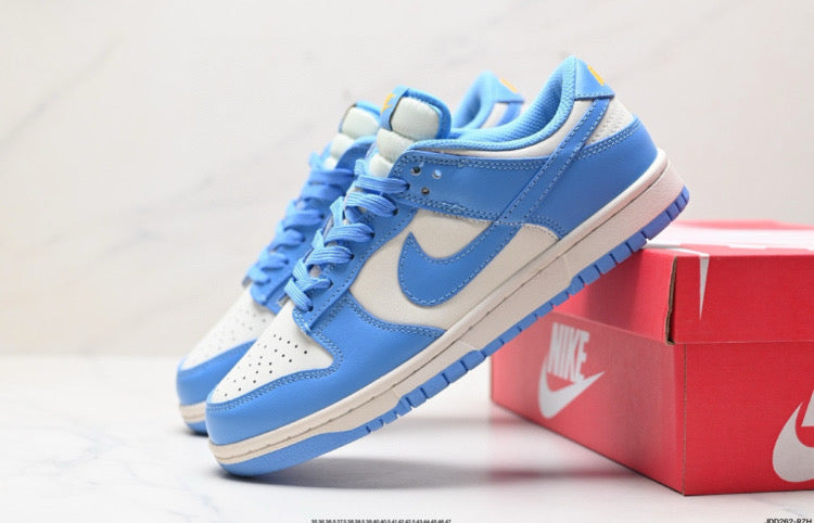 NIKE DUNK