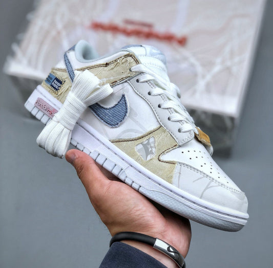 NIKE DUNK