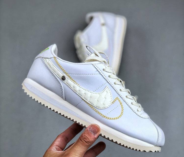 NIKE CORTEZ
