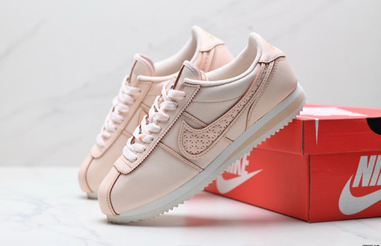 NIKE CORTEZ