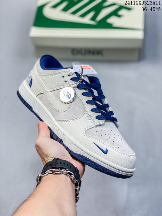NIKE DUNK