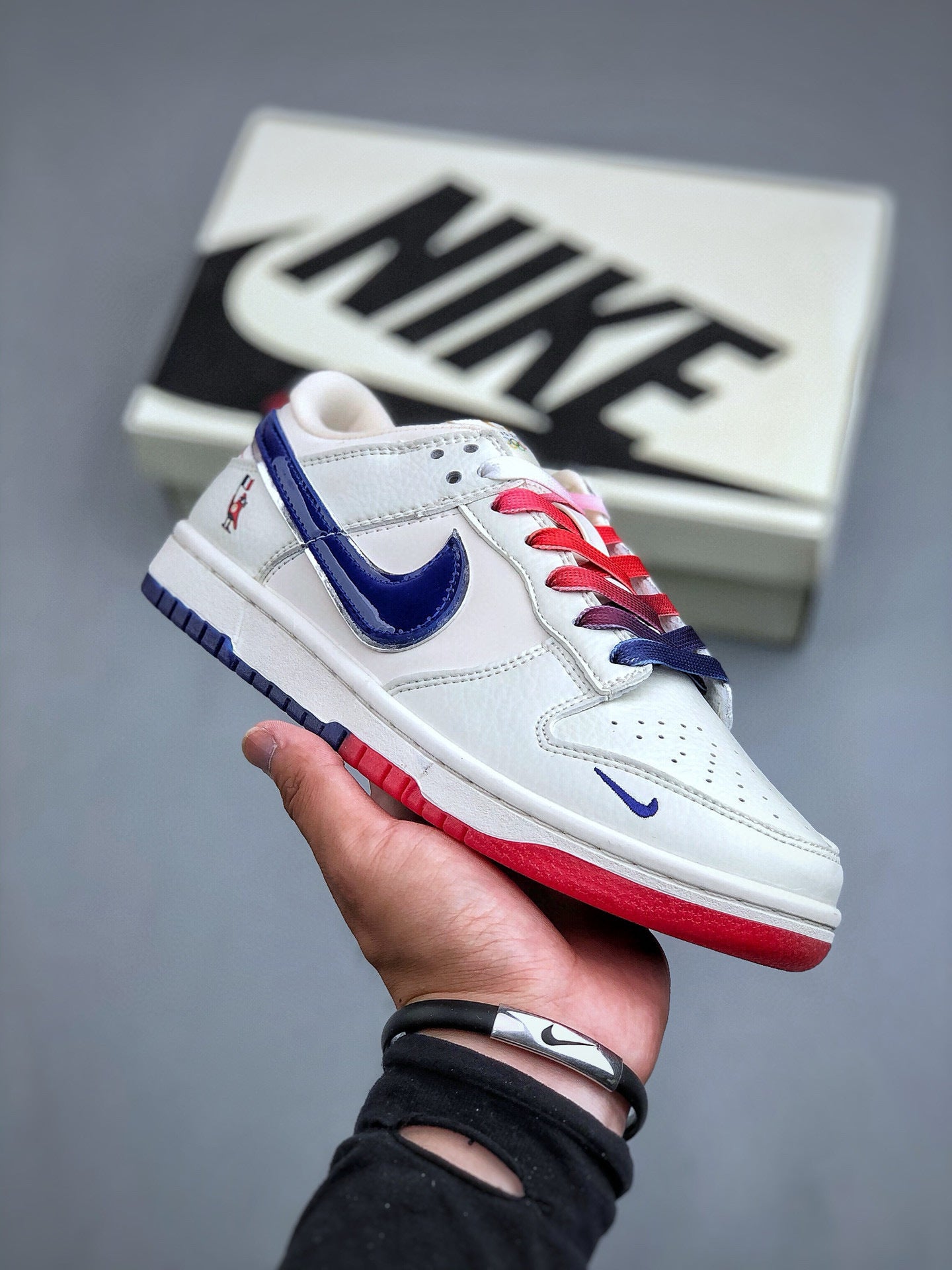 NIKE DUNK