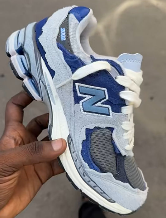 NEW BALANCE