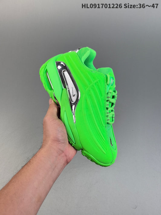 NIKE NOCTA