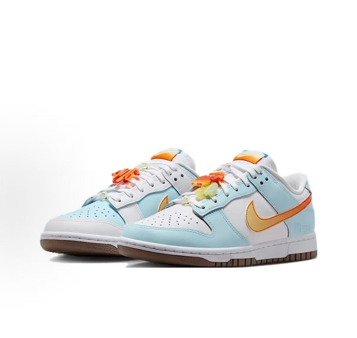 NIKE DUNK