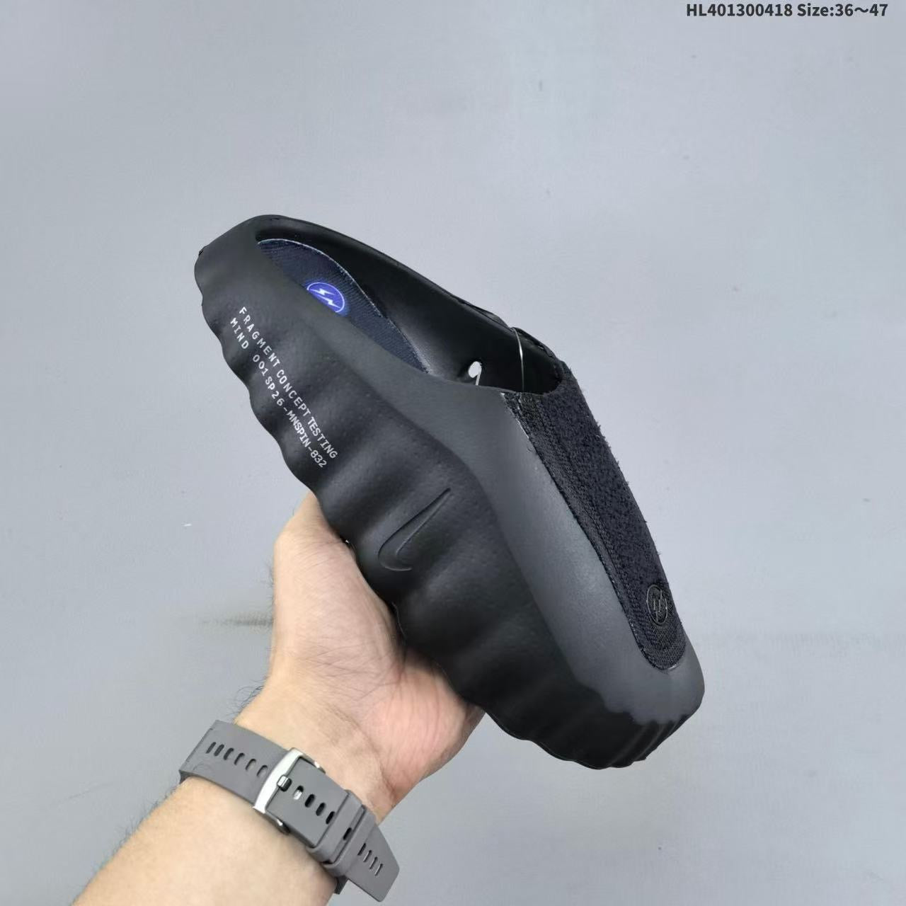 NIKE MIND 001