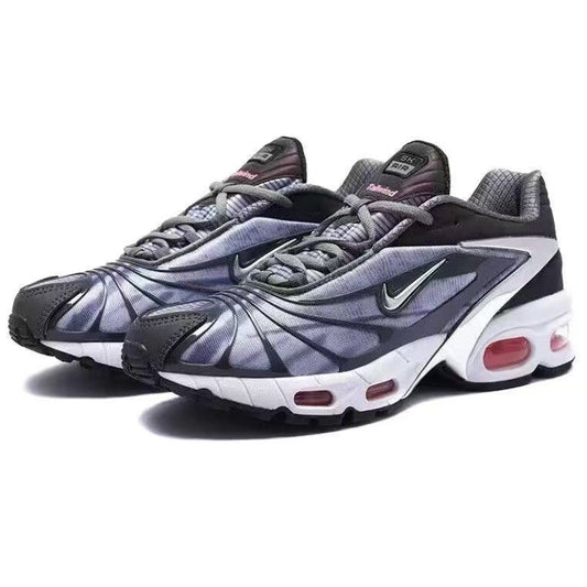 NIKE TAILWIND