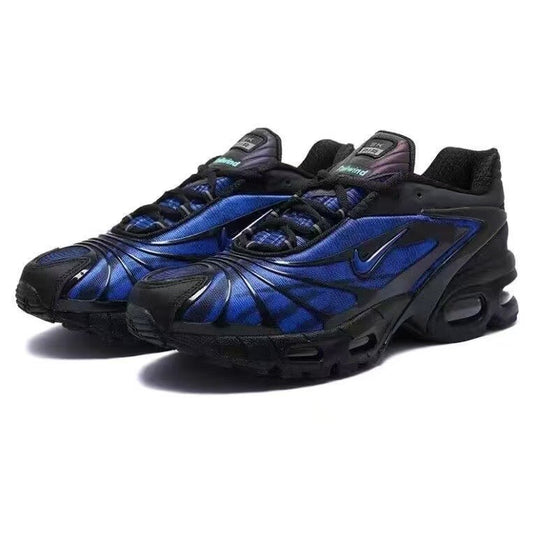 NIKE TAILWIND